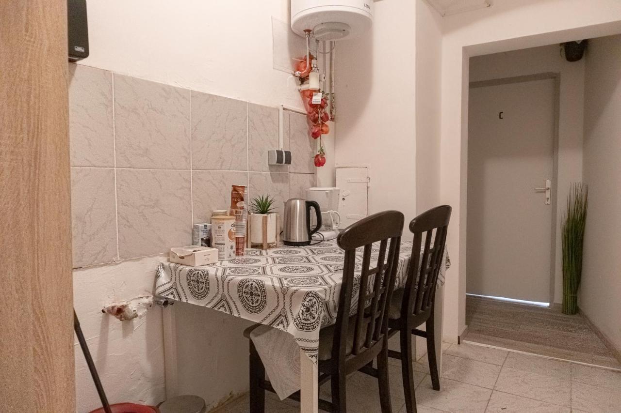 3 Standard Rooms Near Hauptbahnhof เวียนนา ภายนอก รูปภาพ