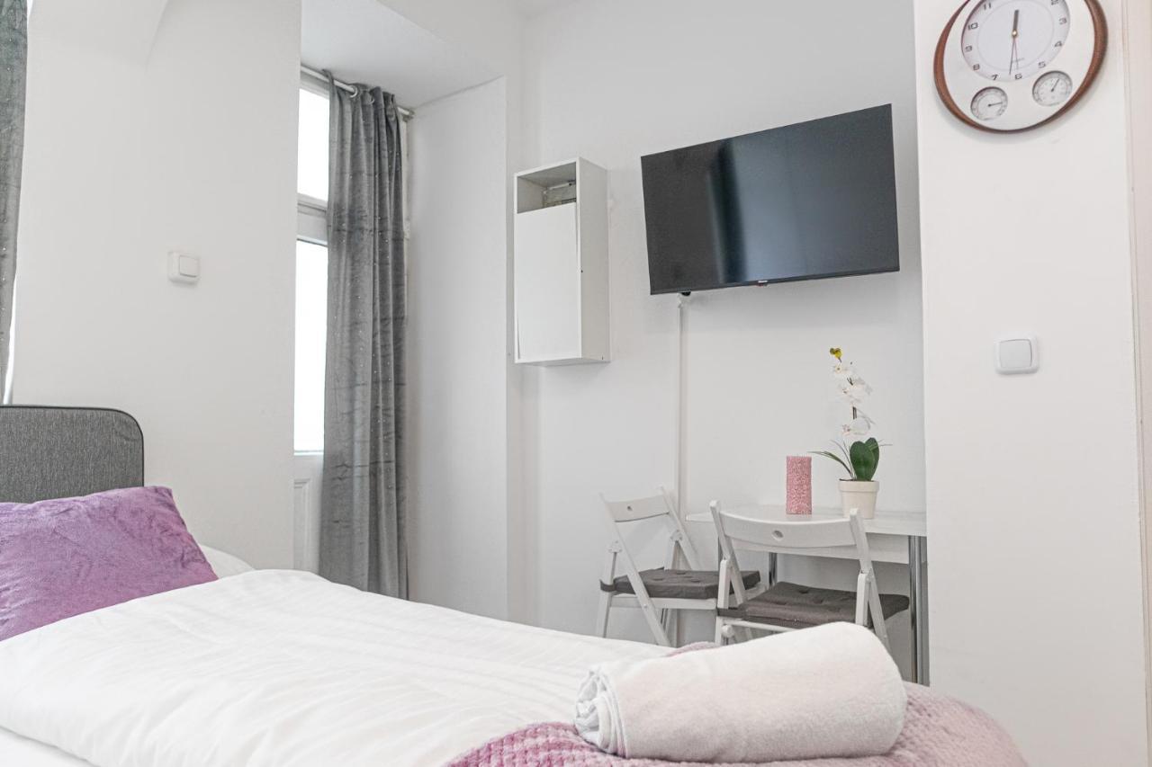 3 Standard Rooms Near Hauptbahnhof เวียนนา ภายนอก รูปภาพ
