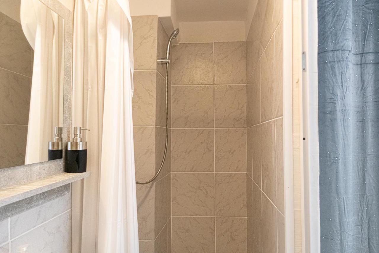 3 Standard Rooms Near Hauptbahnhof เวียนนา ภายนอก รูปภาพ