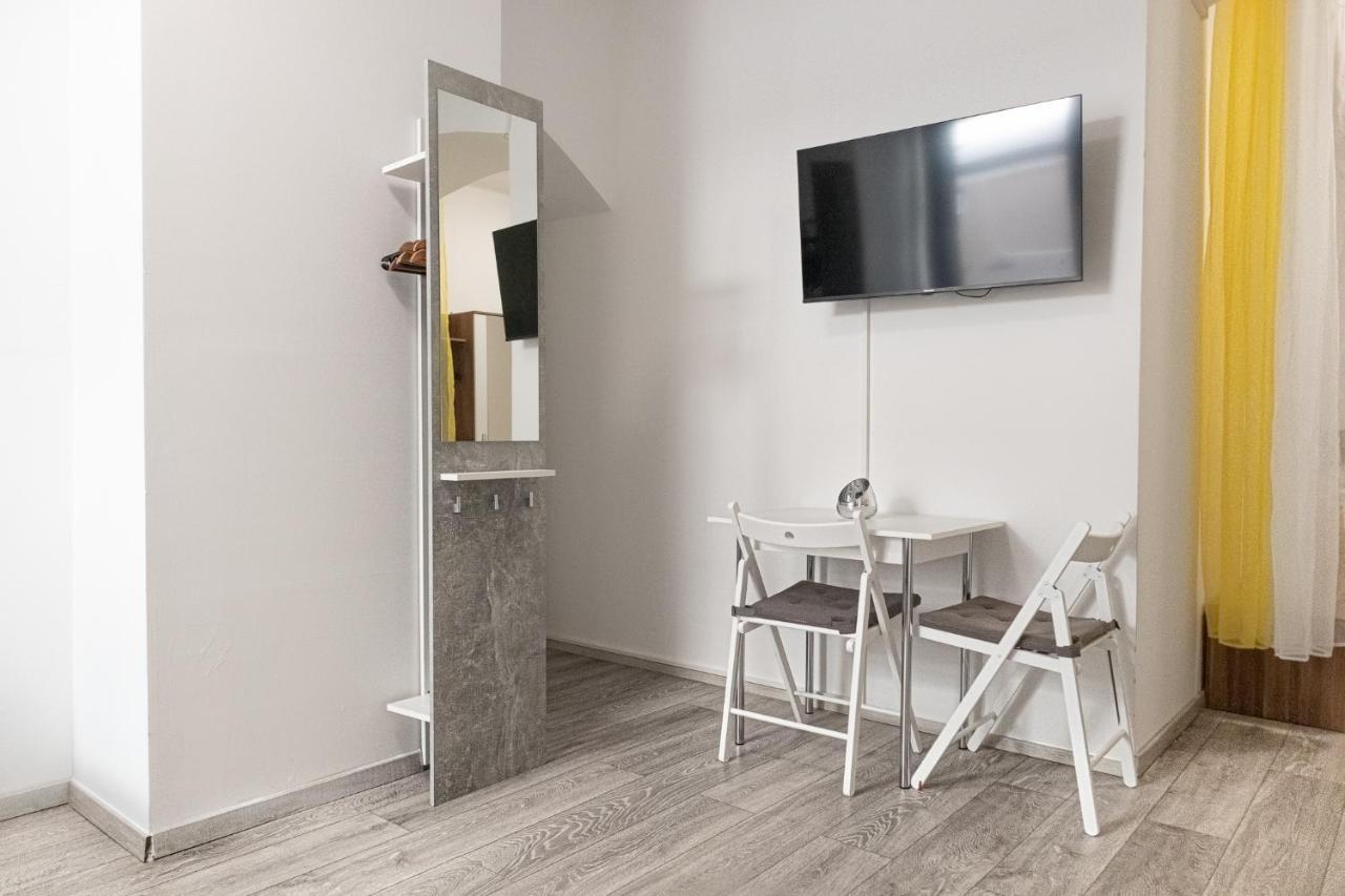3 Standard Rooms Near Hauptbahnhof เวียนนา ภายนอก รูปภาพ